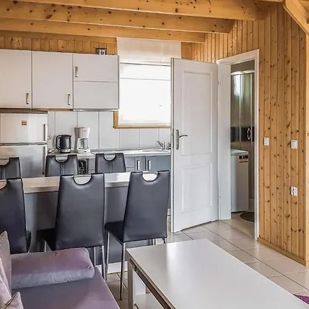 Ferienhaus 2 Bedroom Gorgeous In *