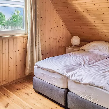Holiday home 2 Bedroom Gorgeous In Sianozety
